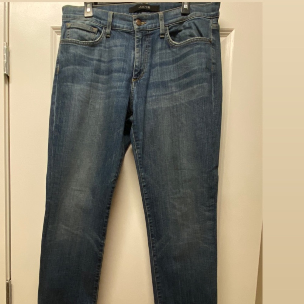 THE CLASSIC Joe’s Jeans